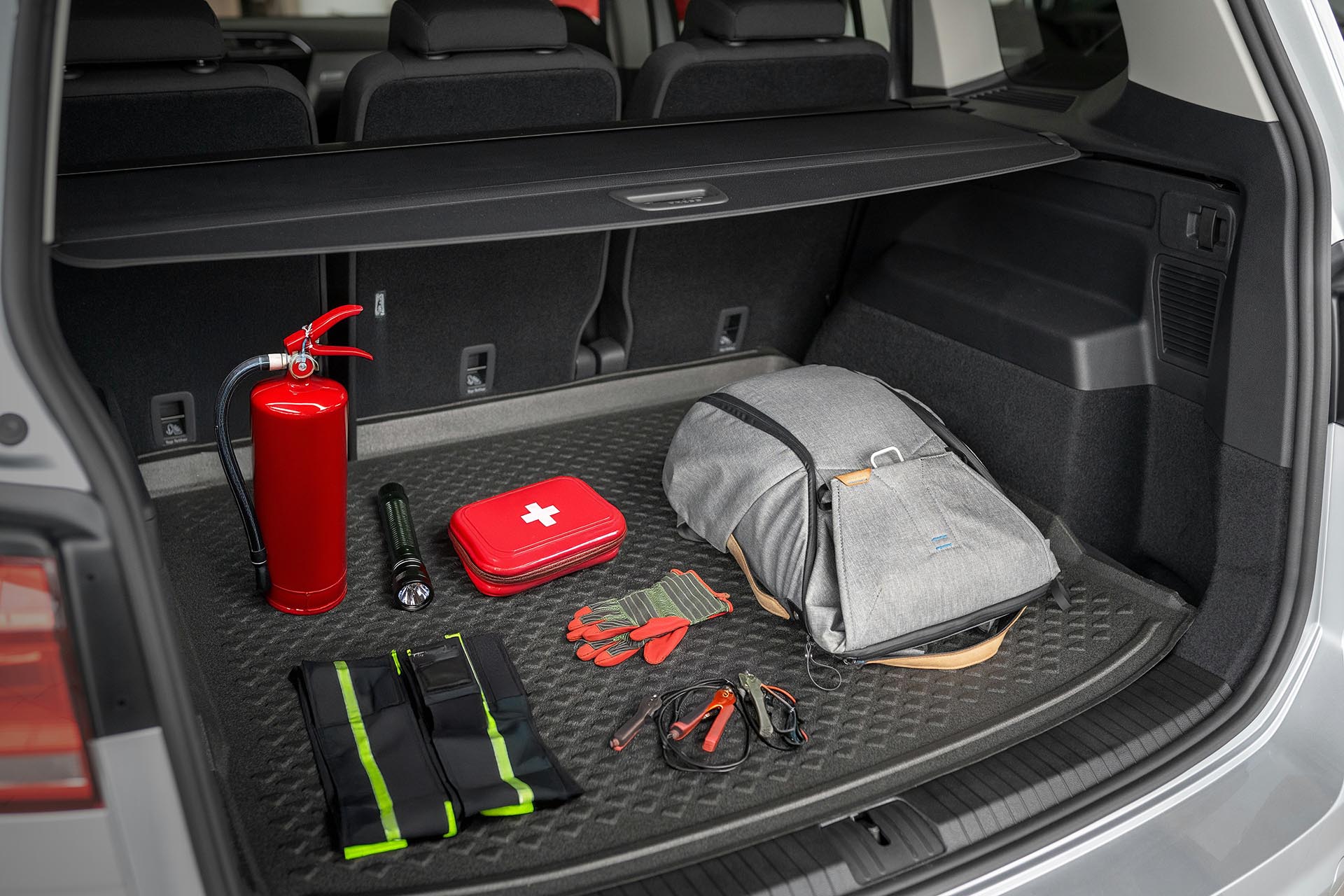 disaster preparedness kit for car